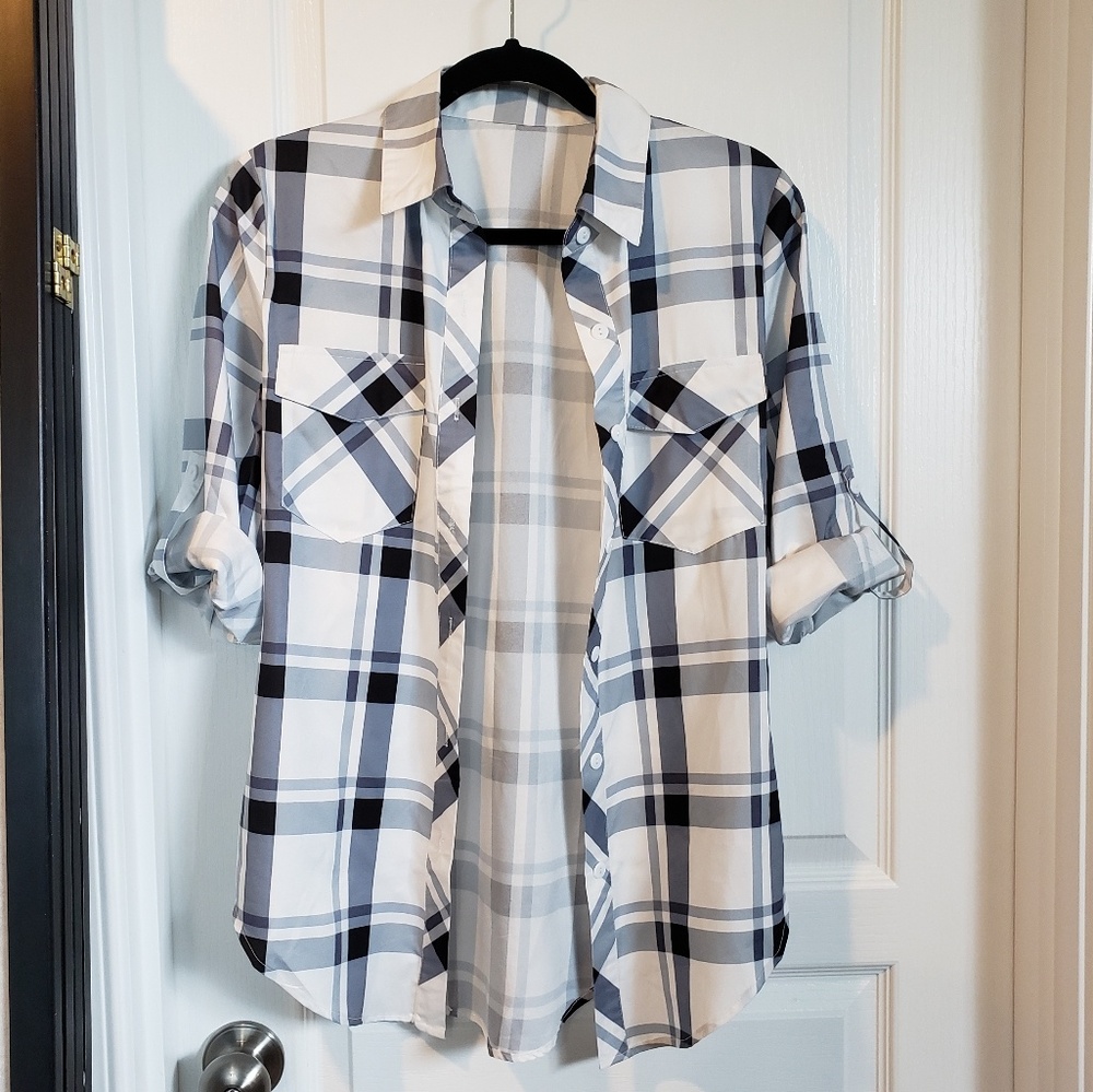 Gingham Button up - Picture 2 of 3